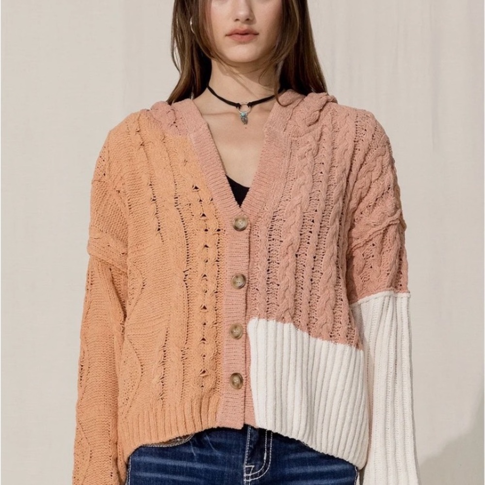 Miss Me Hooded Colorblock Cable Knit Cardigan in Orange, Rust & Cream